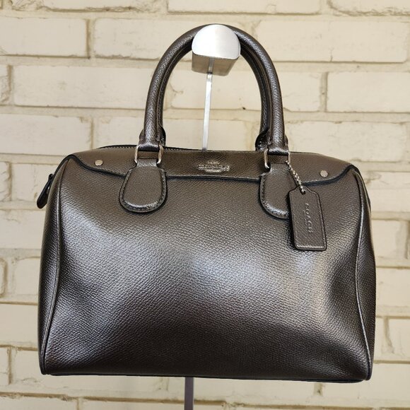 Like New Coach Mini Bennett Silver Metallic Leather Shoulder Bag Purse - Picture 3 of 14